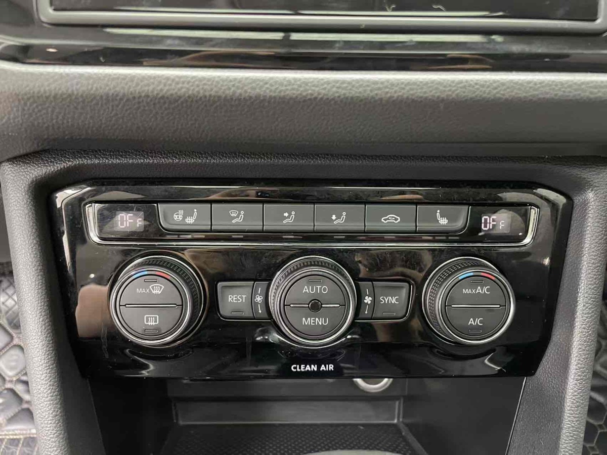 Volkswagen Tiguan X 2017 car image #13