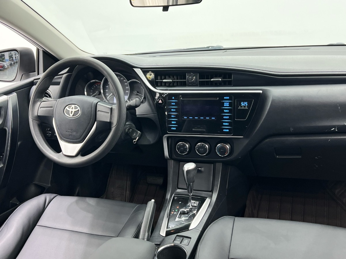 Toyota Corolla 2017 immagine di auto #13