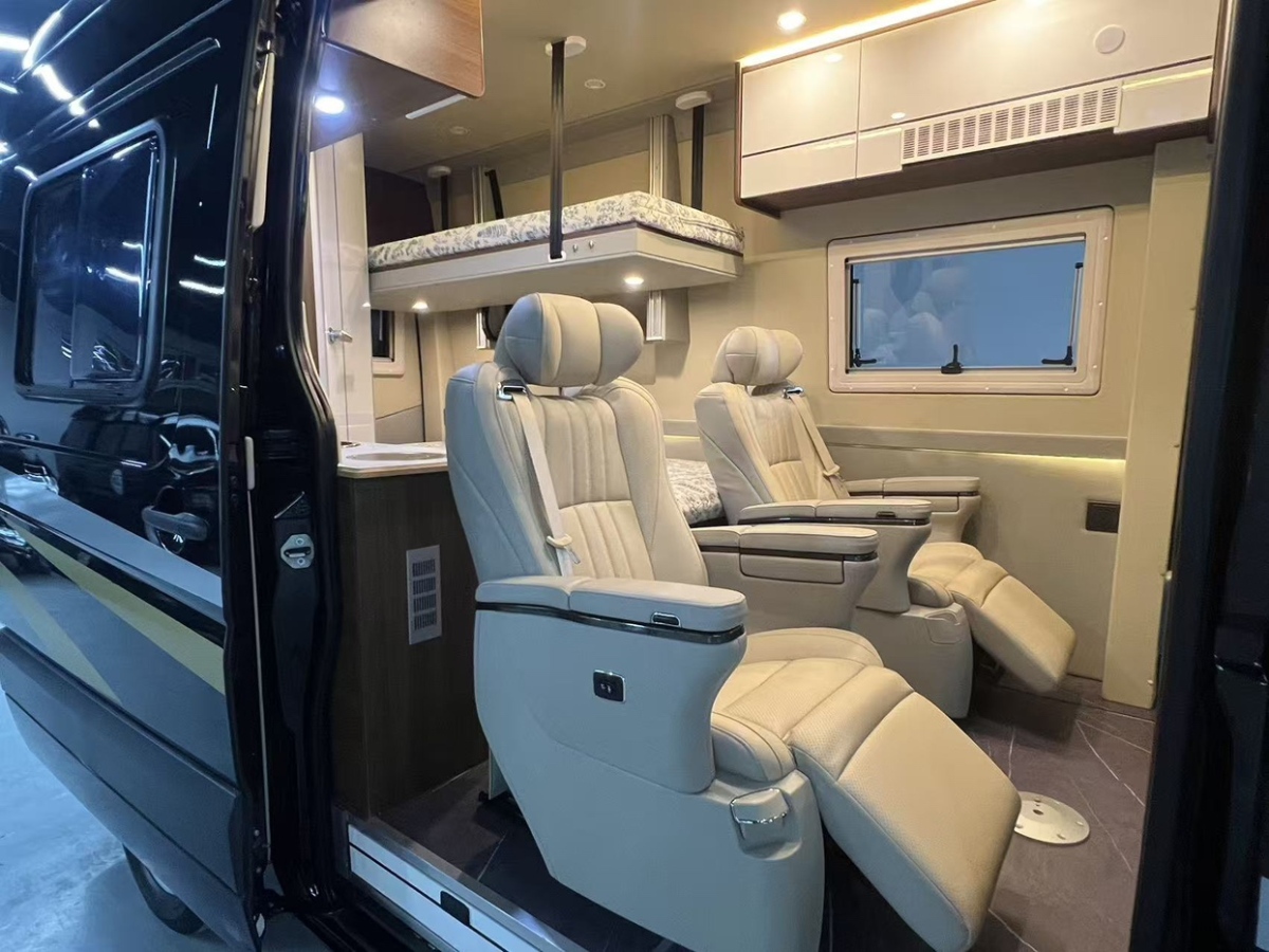 Mercedes-Benz Sprinter 2017 car image #13