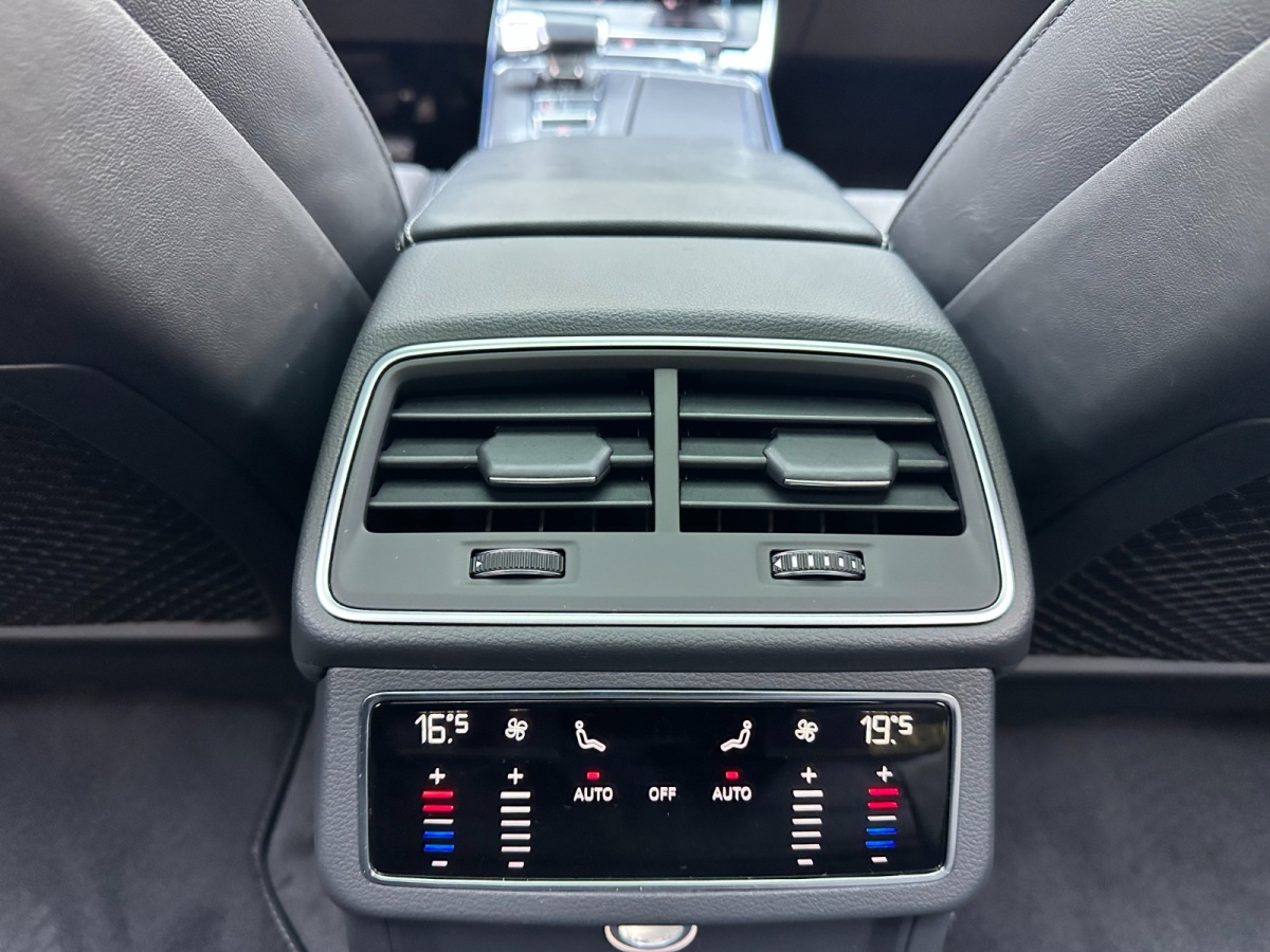 Audi A6L New Energy 2022 car image #13