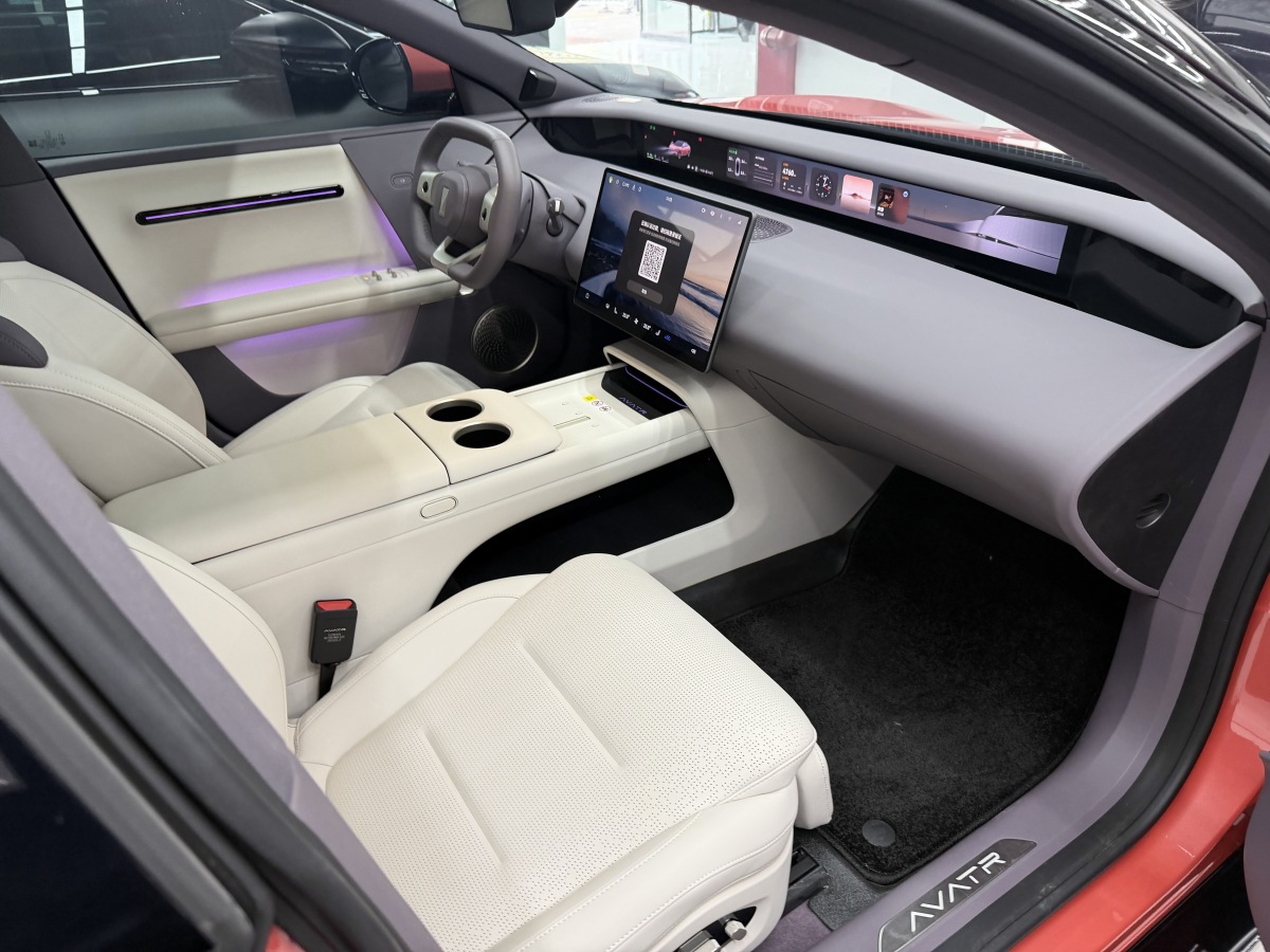 Avatr 06 2025 #13 Avatr 06 2025 car image #13