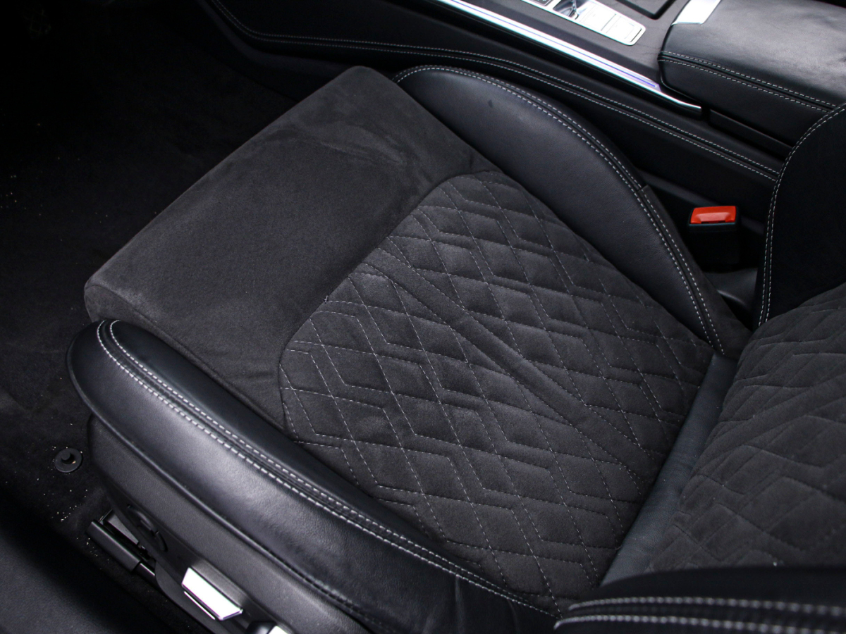 Audi A6L 2023 #13 Audi A6L 2023 car image #13