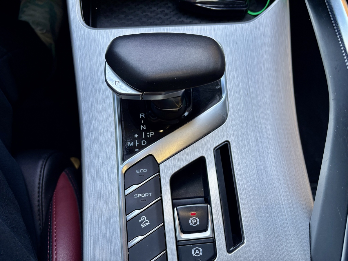 GEELY Coolray 2021 #13 GEELY Coolray 2021 car image #13