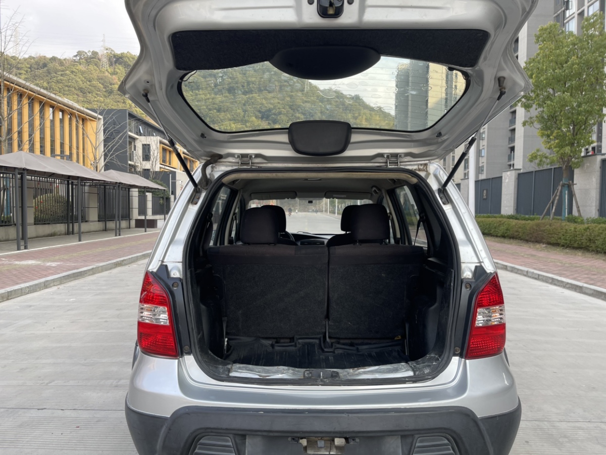 日产 骊威 2013 汽车图片 #13