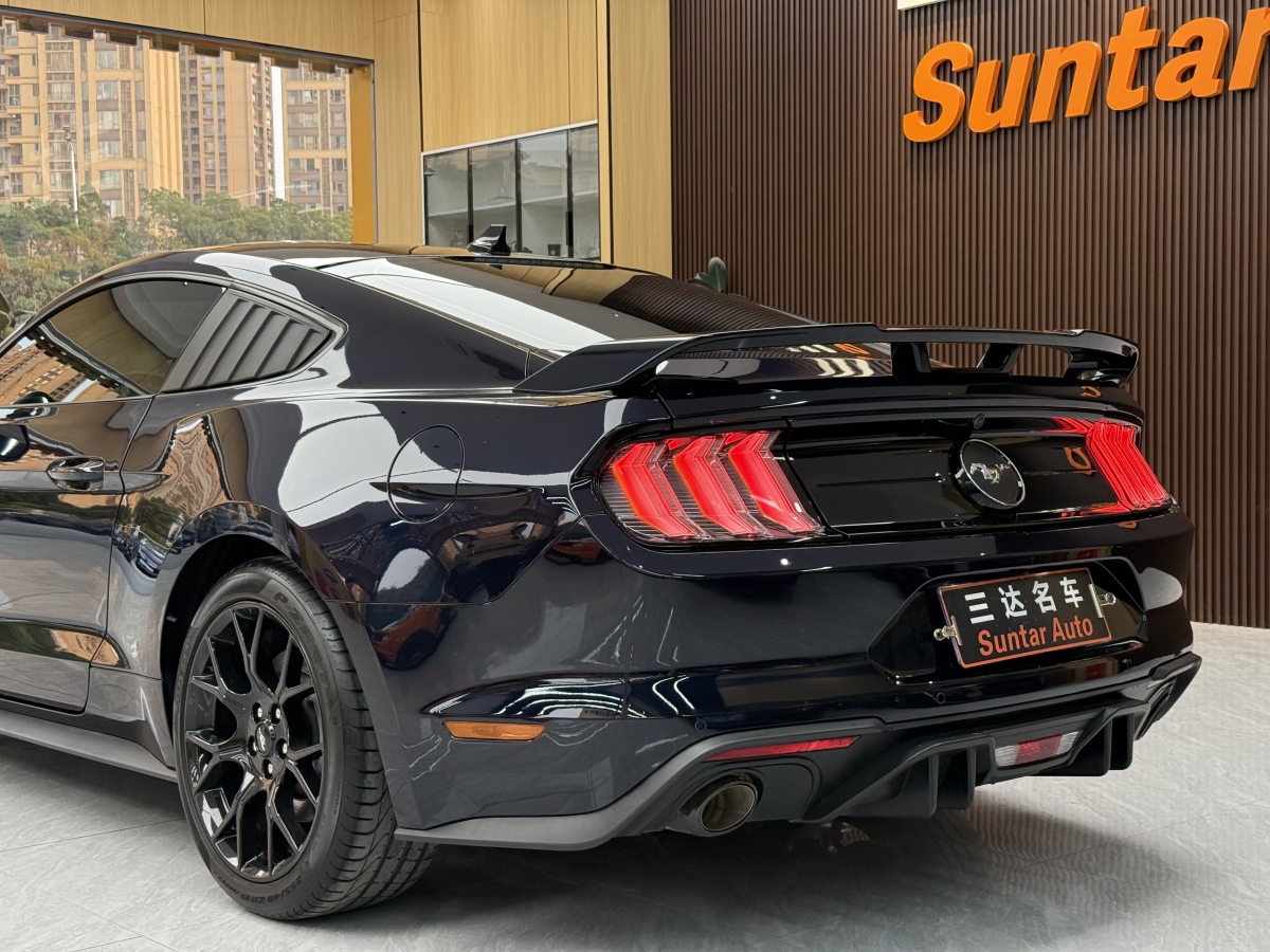 Ford Mustang 2022 car image #13