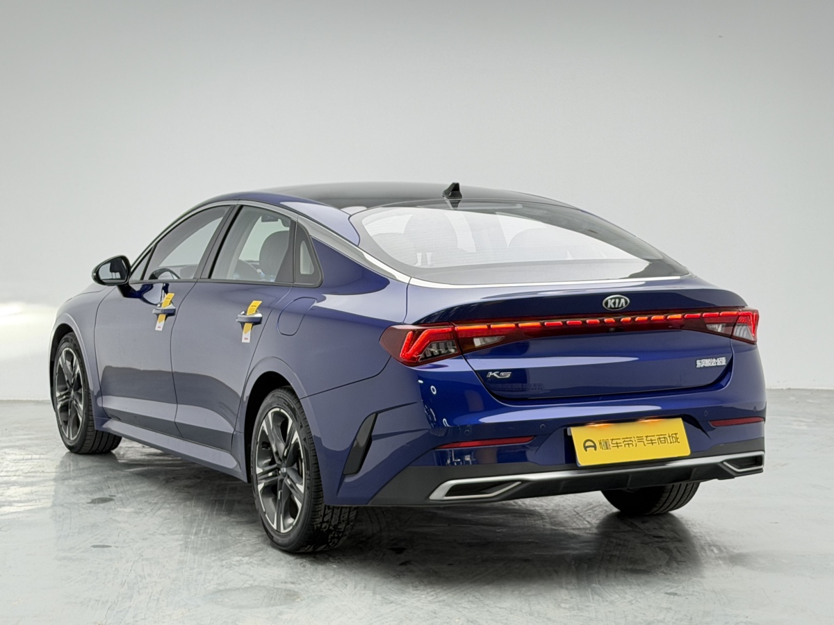 Kia K5 2020 car image #13