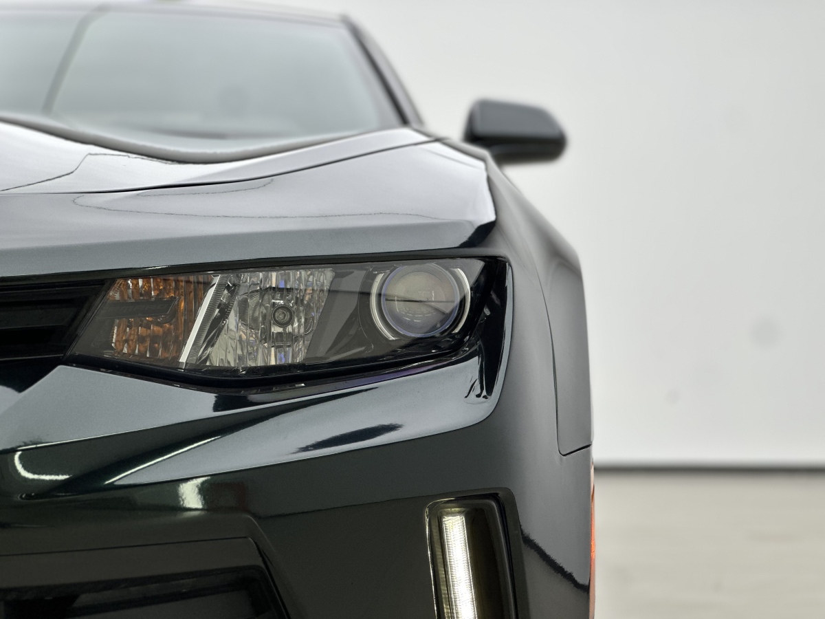 Chevrolet 2017 car image #13