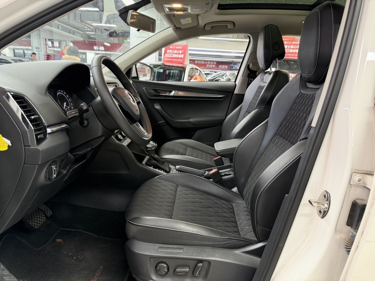 Skoda Karoq 2019 изображение автомобиля #13