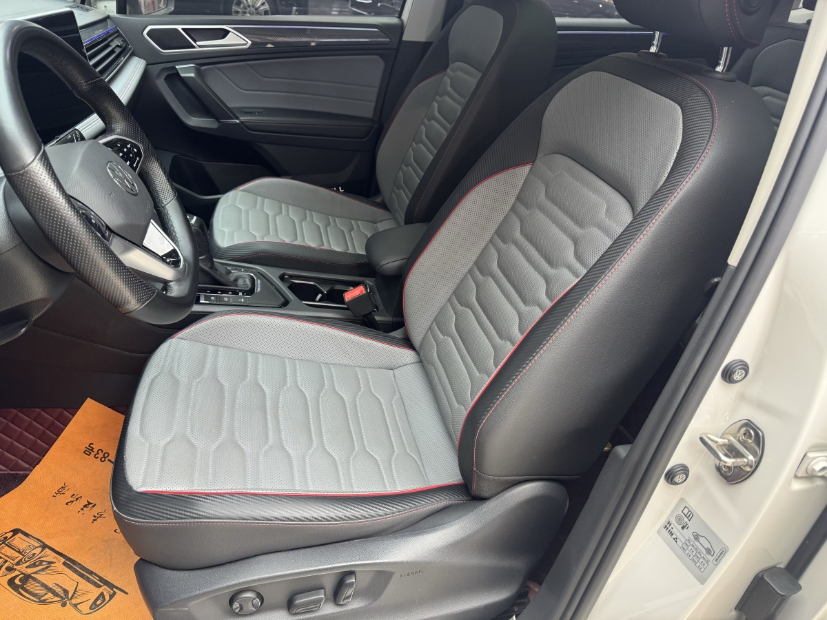 Volkswagen Tiguan L New Energy 2021 изображение автомобиля #13