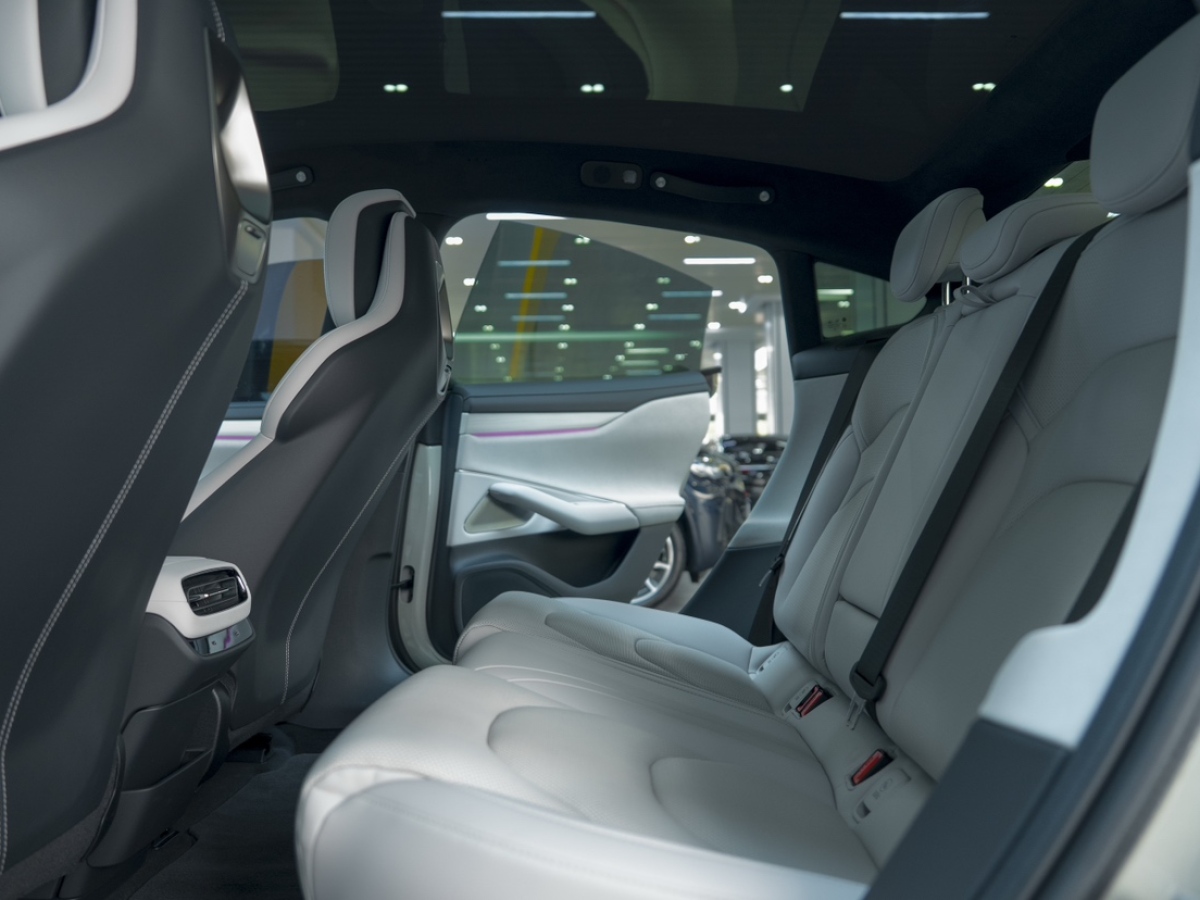 小米汽车 小米SU7 2024 汽车图片 #13