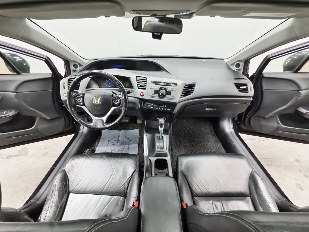 Honda Civic 2012 car image #13