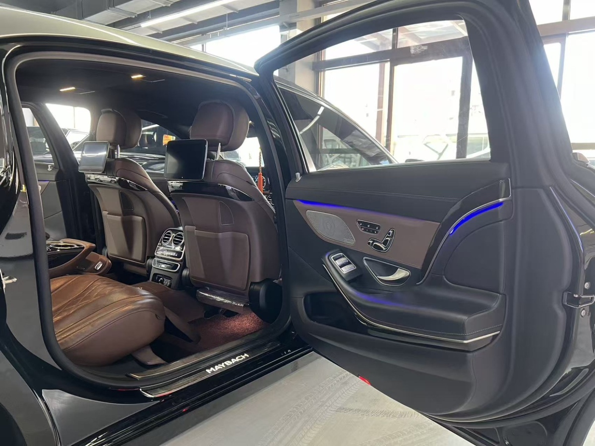 Mercedes-Benz Maybach S Class 2018 car image #13
