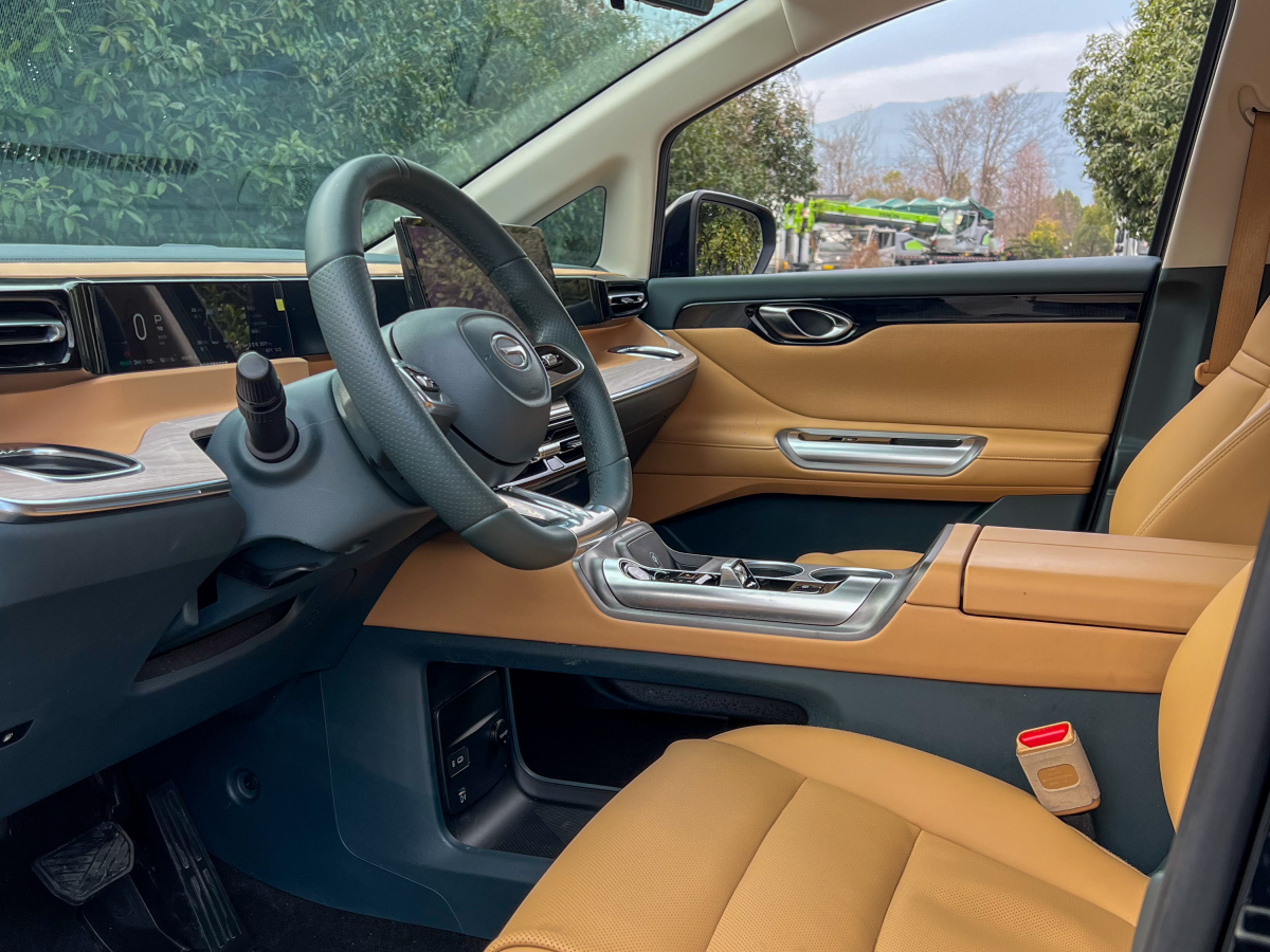 GAC Trumpchi E8 New Energy 2023 car image #13