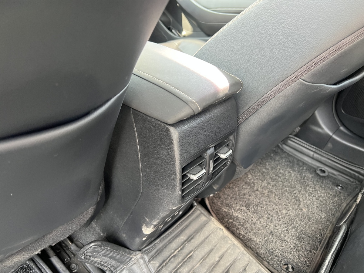 Toyota Corolla 2022 car image #13