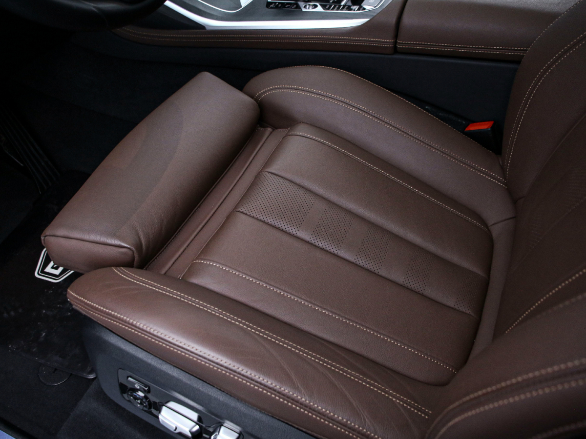 BMW X7 2020 صورة سيارة #13