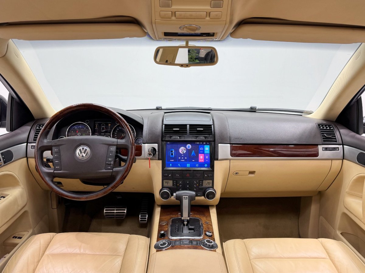 Volkswagen Touareg 2005 immagine di auto #13