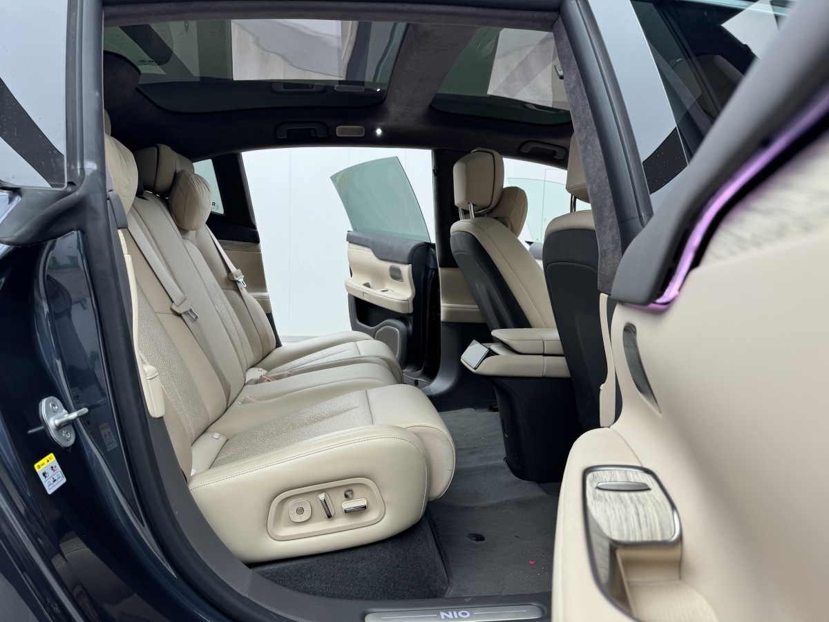 NIO ET7 2024 car image #13