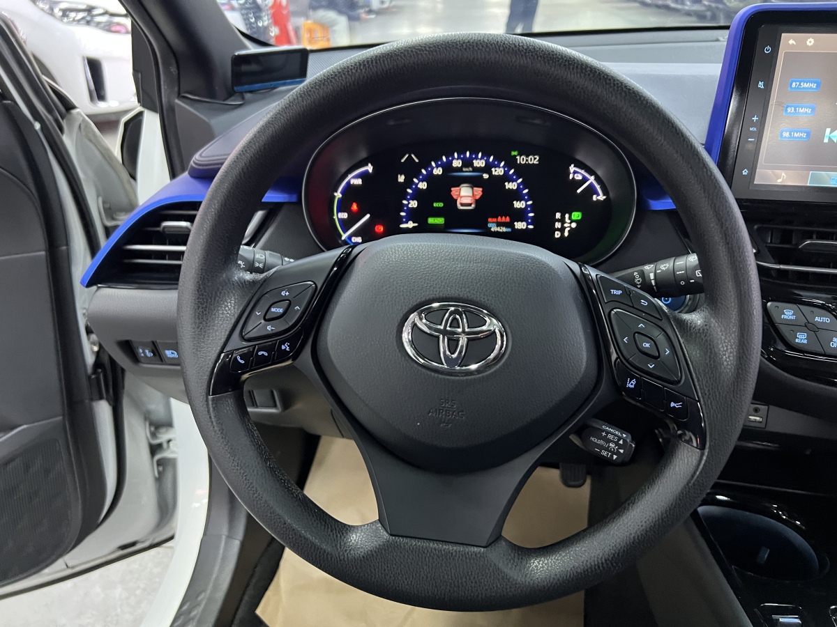 Toyota C-HR EV 2021 immagine di auto #13