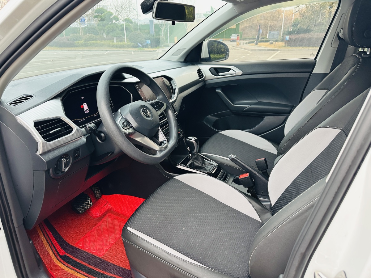 Tacqua 2021 car image #13