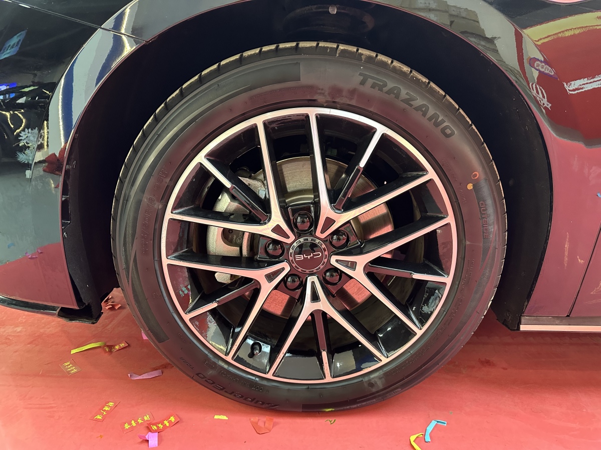 BYD Seal 07 DM-i 2025 صورة سيارة #13