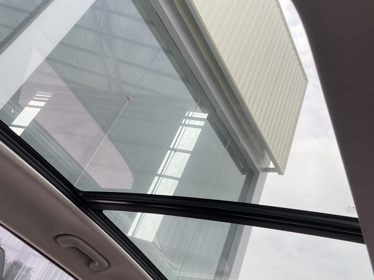 Kia Seltos 2023 imagen de coche #13