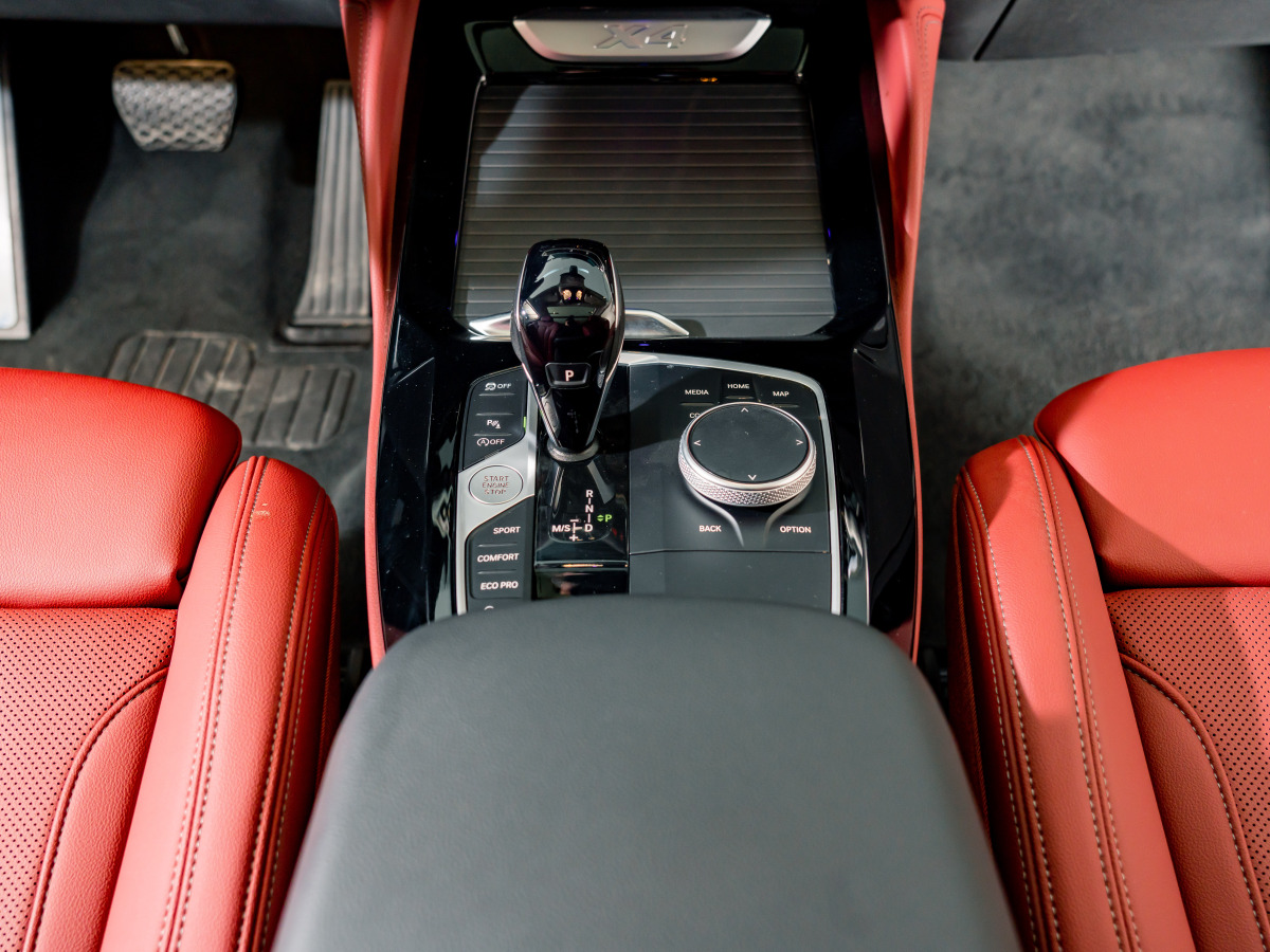 BMW X4 2023 image de voiture #13