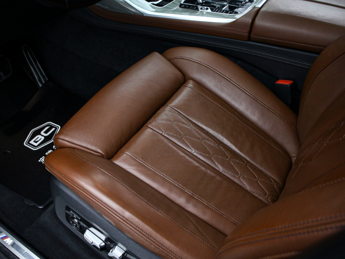 BMW X7 2020 immagine di auto #13