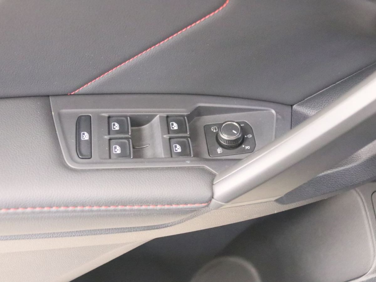 Volkswagen Tiguan X 2021 car image #13