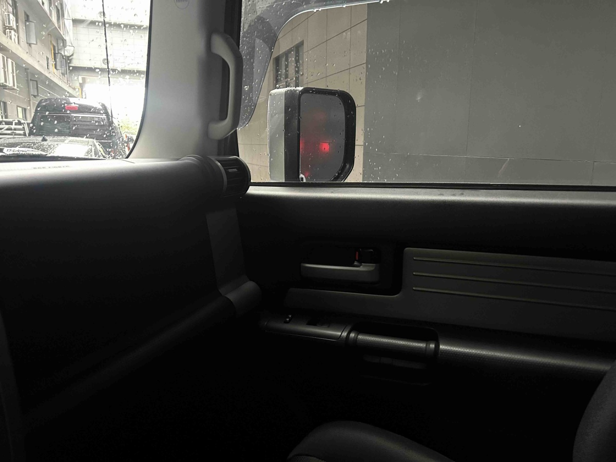 Toyota FJ Cruiser 2019 car image #13