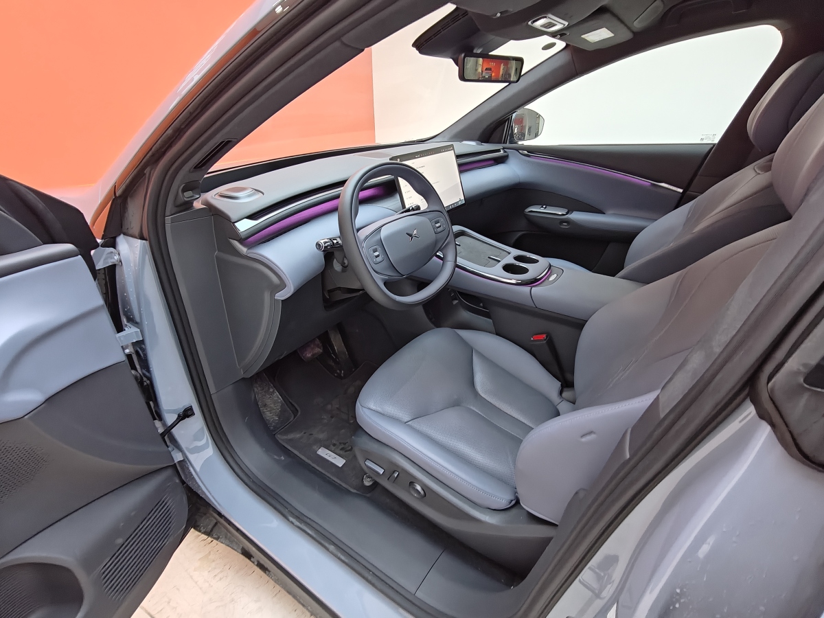 Xpeng 2025 car image #13