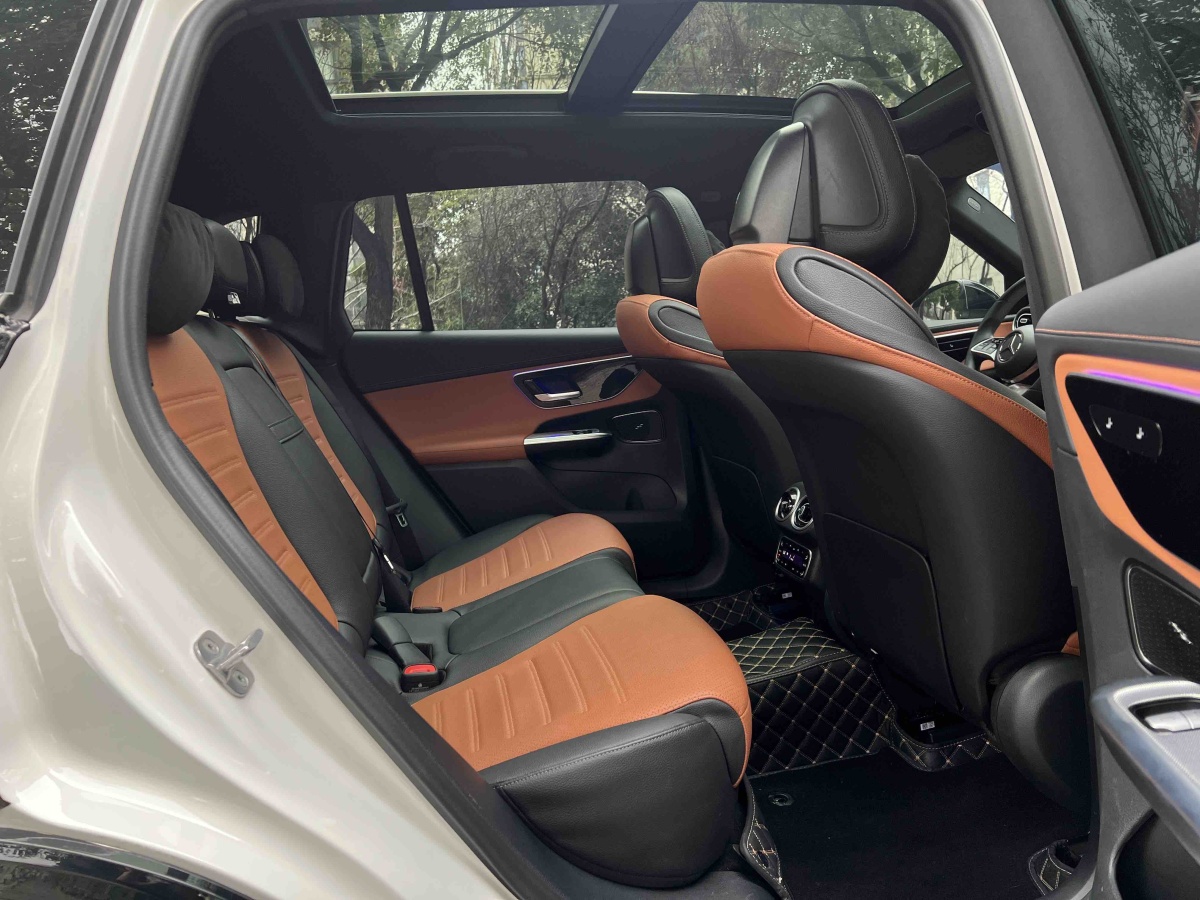 Mercedes-Benz GLC Class 2025 car image #13