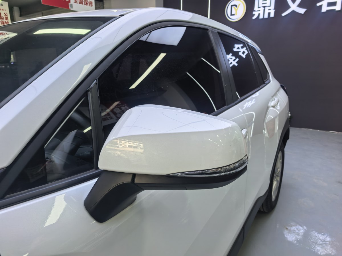 Toyota Corolla Cross 2023 car image #13