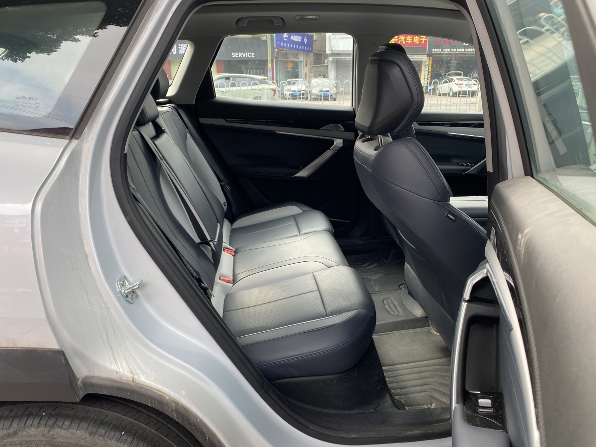 GEELY Boyue L 2024 car image #13