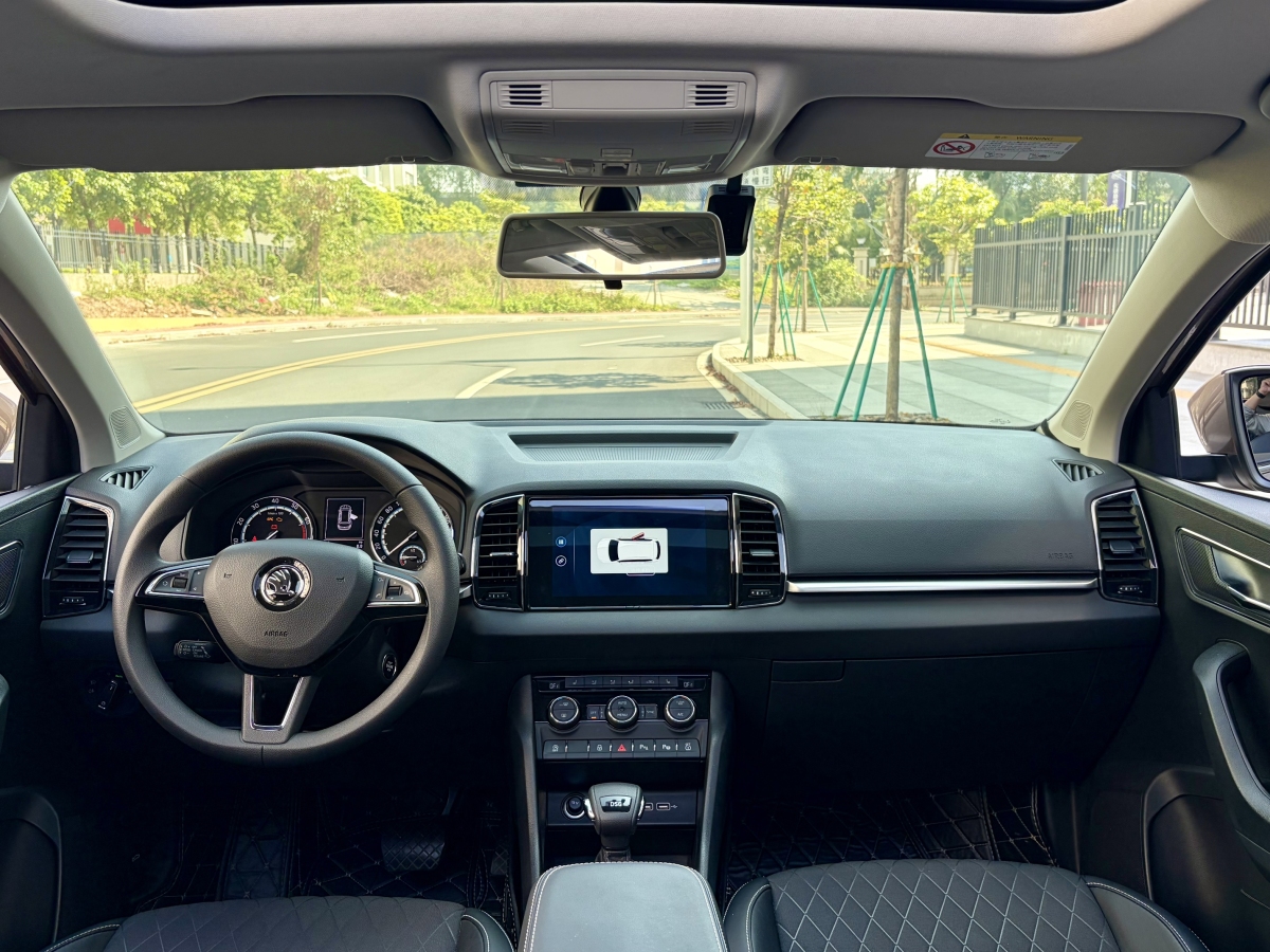 Skoda Karoq 2020 car image #13