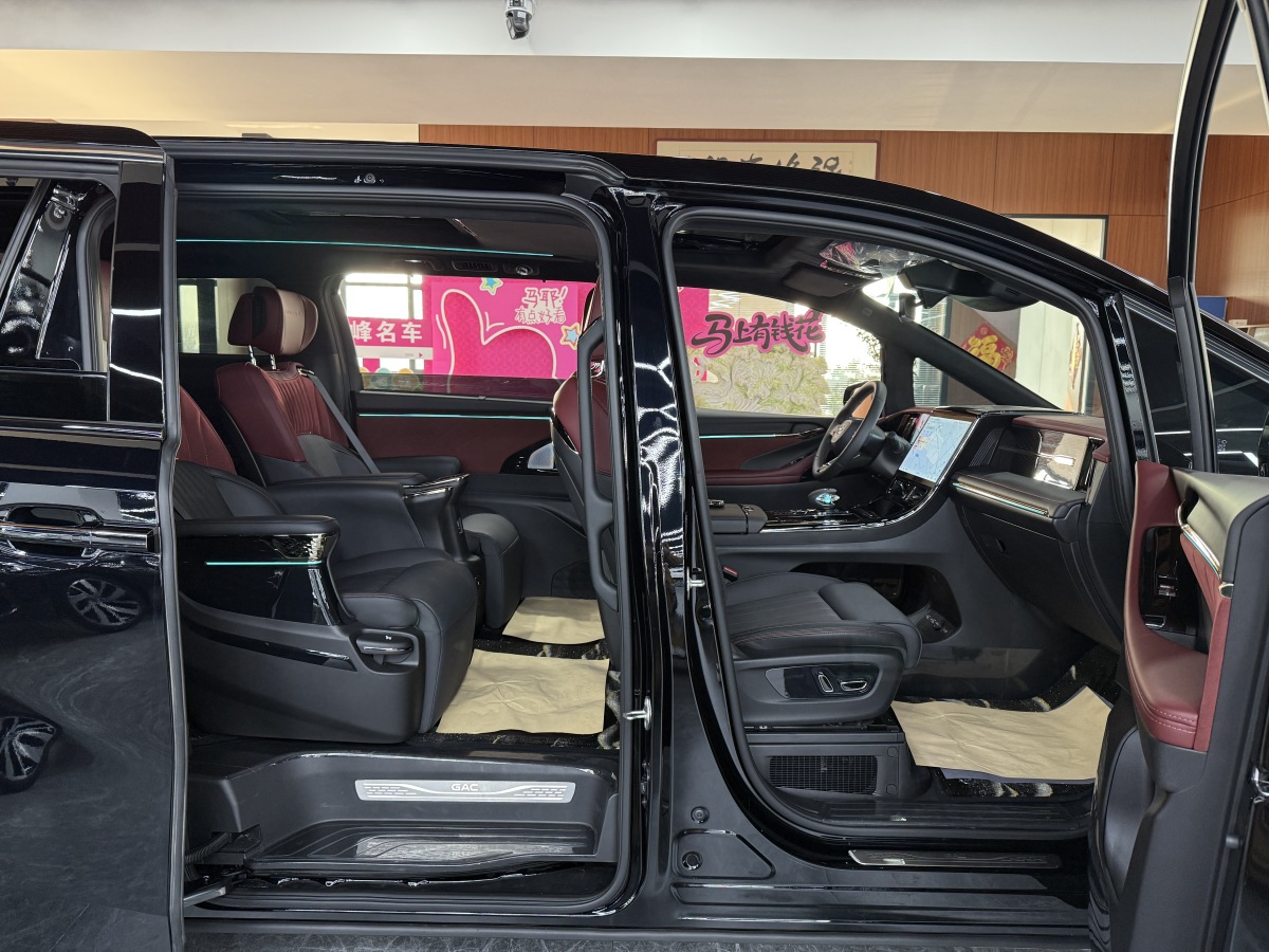 广汽传祺 传祺M8 2025 汽车图片 #13