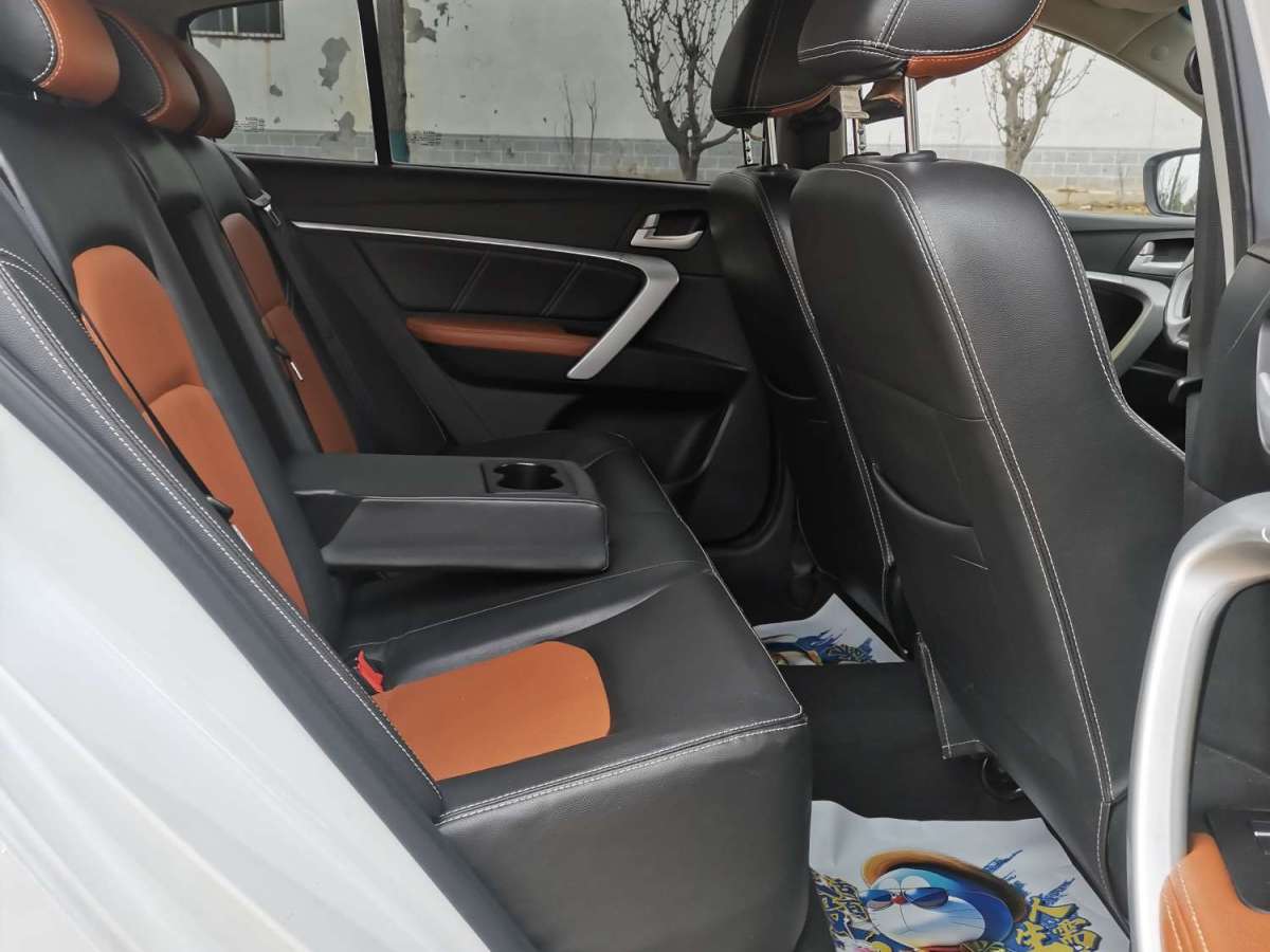 GEELY Emgrand 2016 car image #13