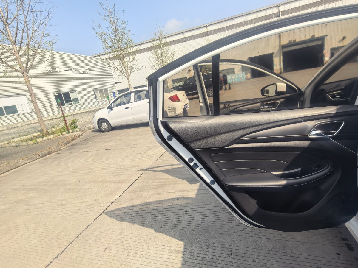 荣威 荣威i5 2019 汽车图片 #13