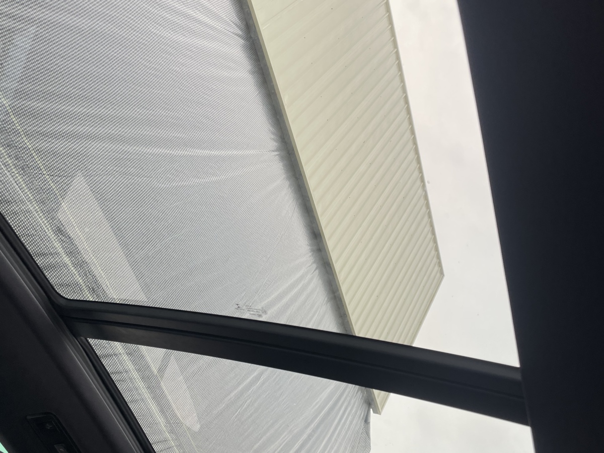 Volkswagen T-Roc 2022 car image #13