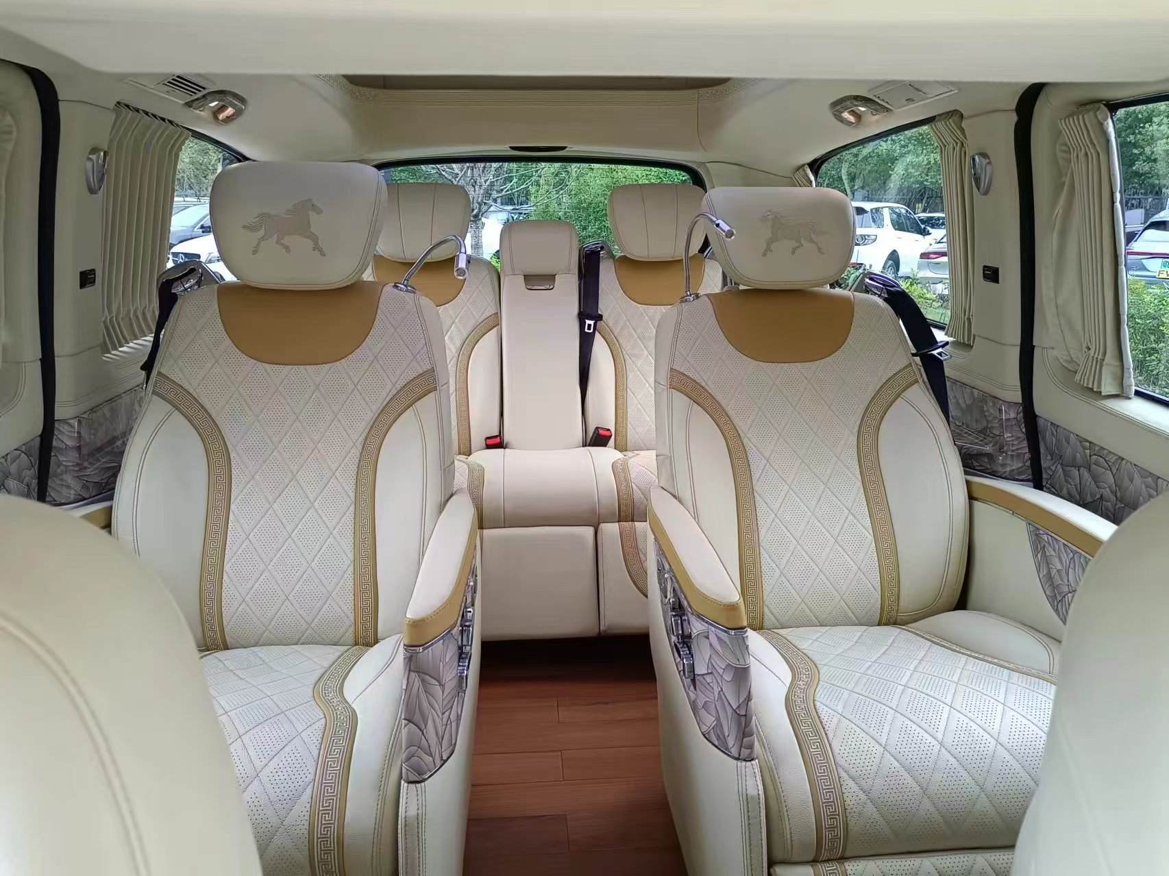 Mercedes-Benz V Class 2020 #13 Mercedes-Benz V Class 2020 car image #13