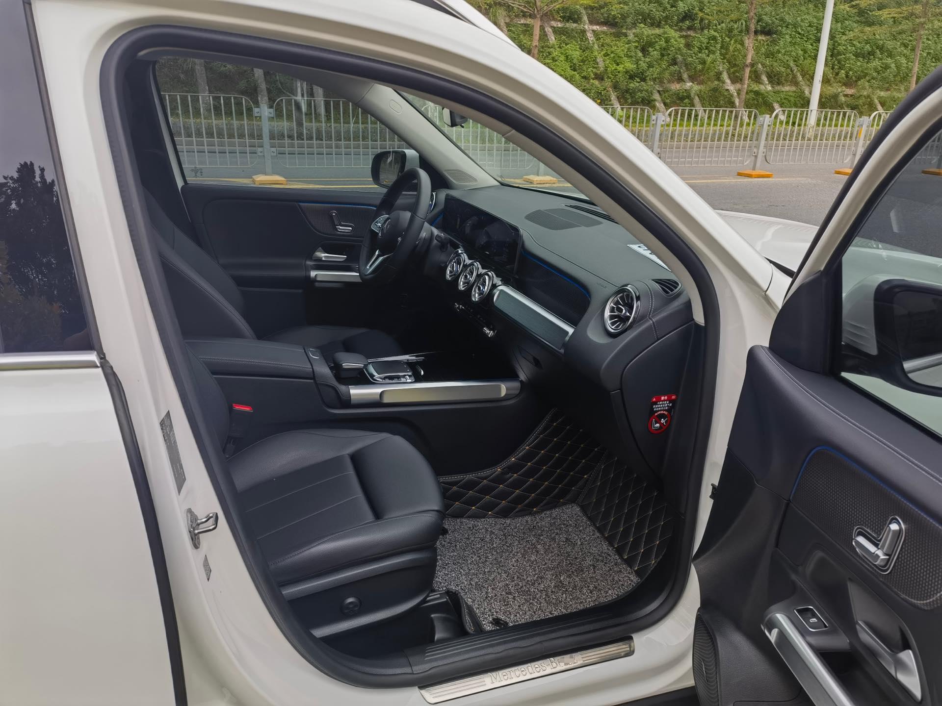 Mercedes-Benz GLB Class 2020 #13 Mercedes-Benz GLB Class 2020 car image #13