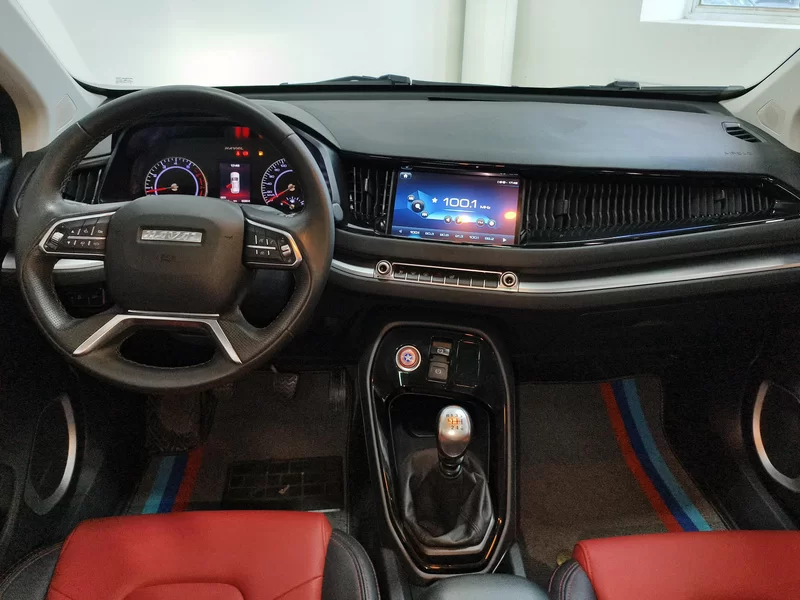 Haval H2s 2017 car image #13