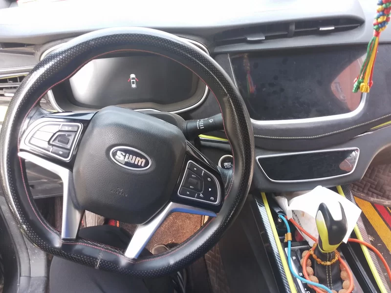 SWM斯威汽车 SWM斯威G01 2019 汽车图片 #13