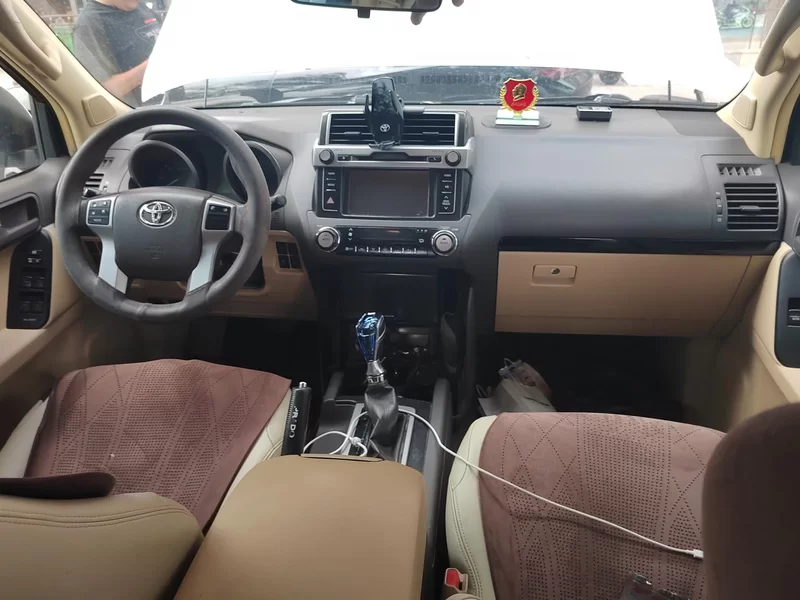 Toyota Prado (Imported) 2016 car image #13