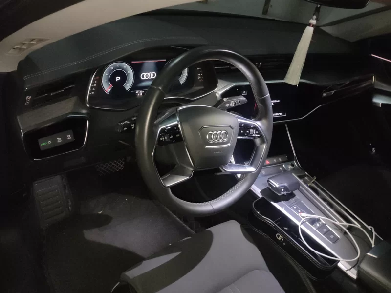 Audi A7L 2023 car image #13