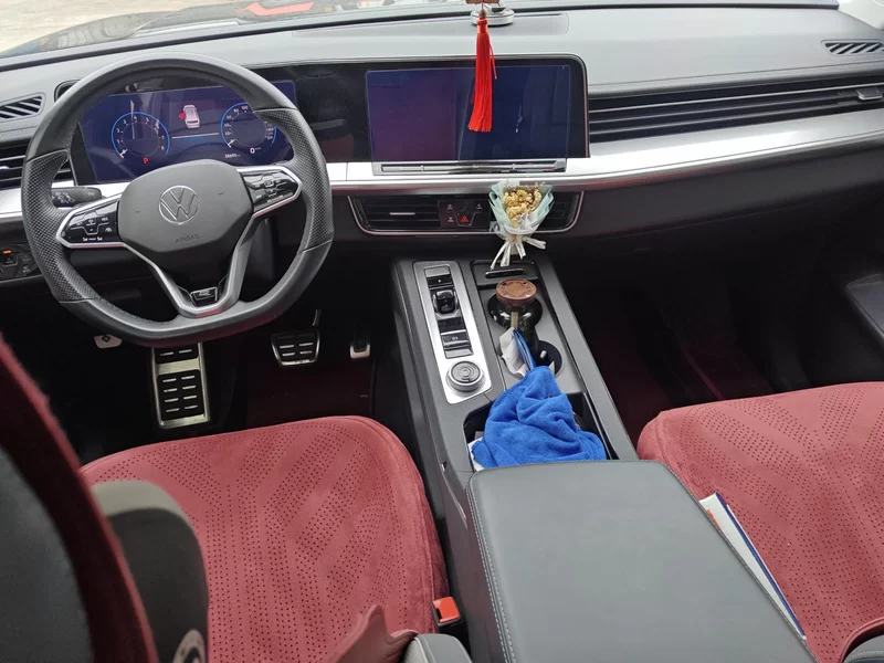 Volkswagen Tavendor 2023 car image #13