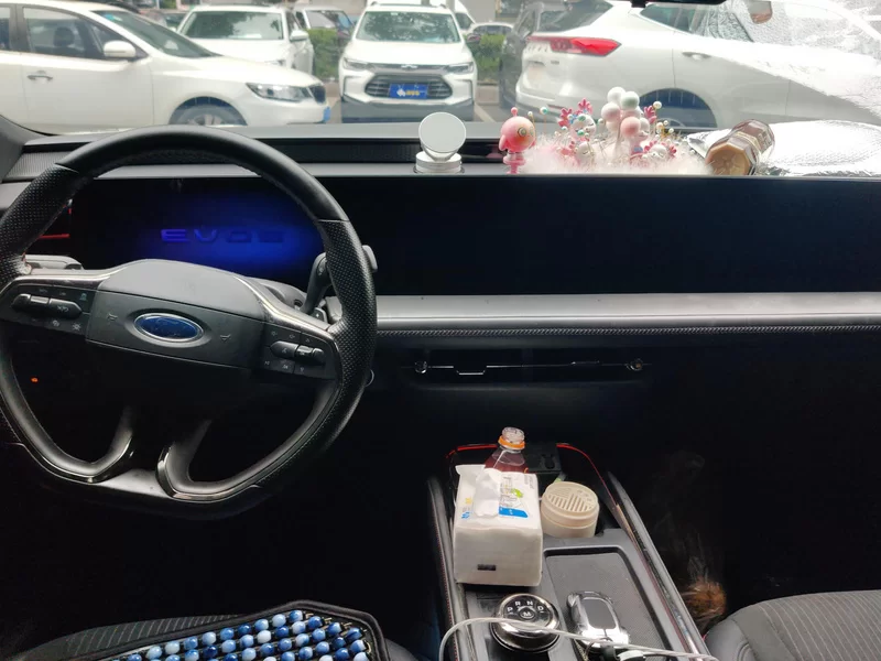 Ford Evos 2022 car image #13