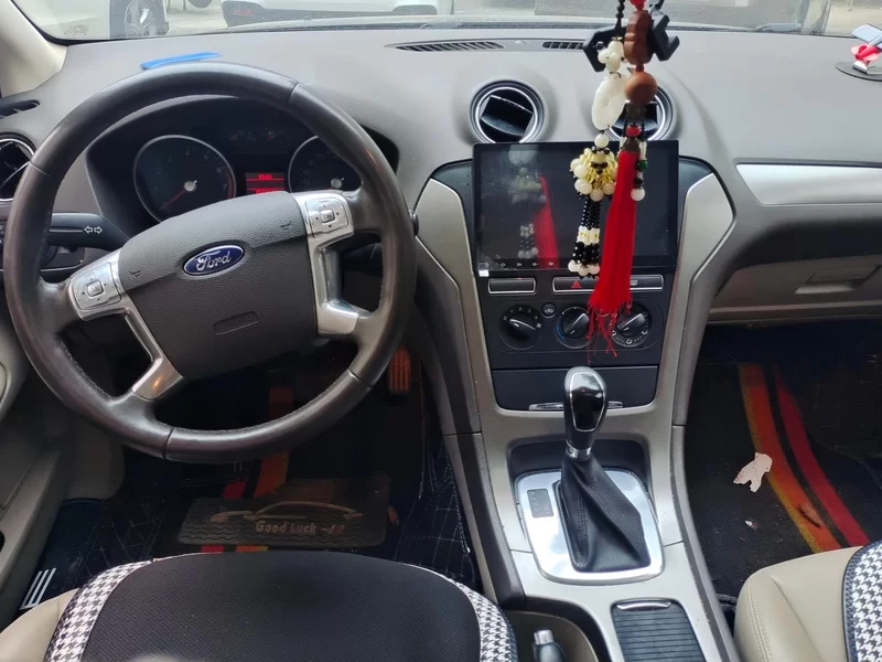 Ford Zhisheng 2016 #13 Ford Zhisheng 2016 car image #13