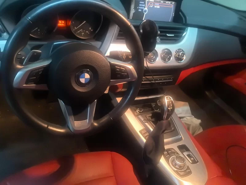 BMW Z4 M40i 2015 car image #13