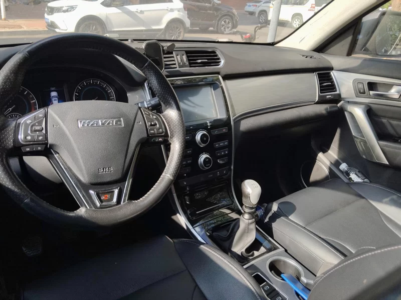 Haval H2 2015 #13 Haval H2 2015 car image #13