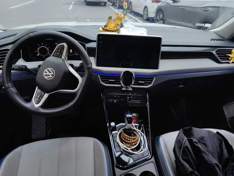 Volkswagen Tayron GTE 2022 #13 Volkswagen Tayron GTE 2022 car image #13